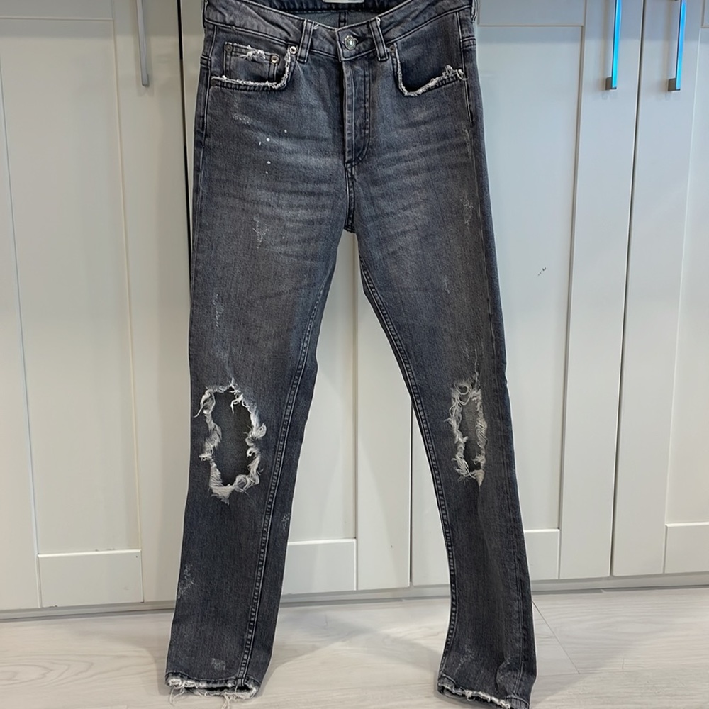 Zara Ripped Jeans 👖 🤍